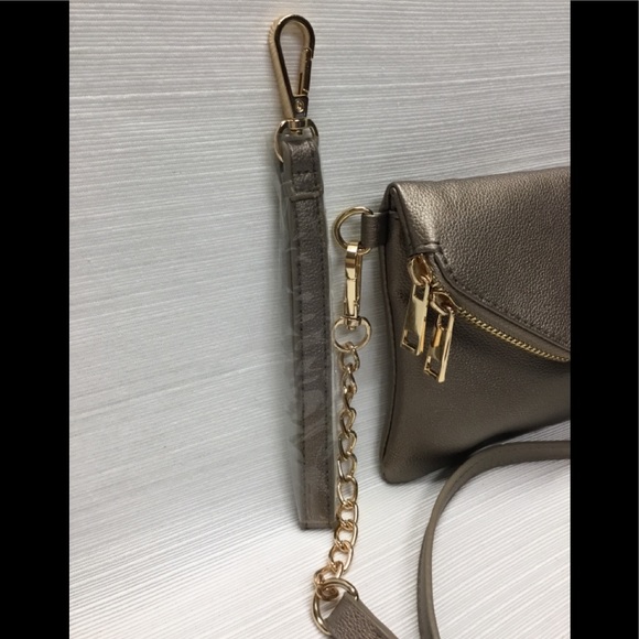 New Cross Body Bag or can be Wristlet - Picture 5 of 8